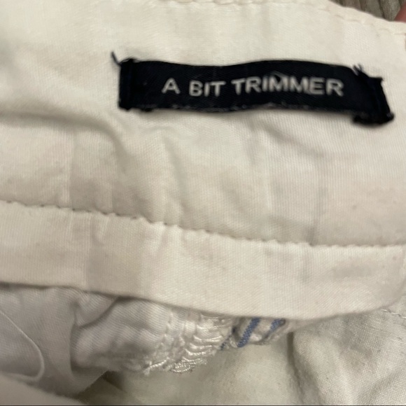 Nautica Seersucker Shorts Blue and White Striped A Bit Trimmer Fit Style Size 30 - Picture 8 of 11